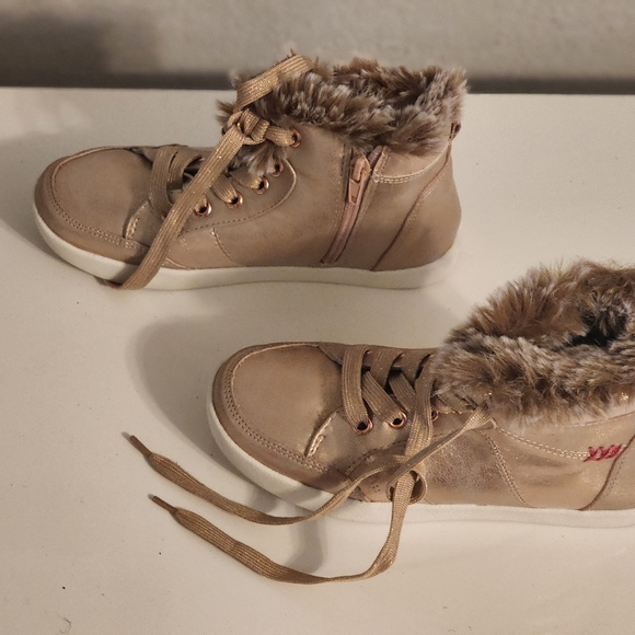 Justice brand size 4 - Picture 5 of 6